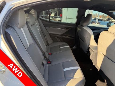 Used 2025 Toyota Camry LE image 12