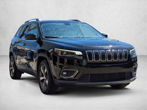 Used 2019 Jeep Cherokee Limited image 3