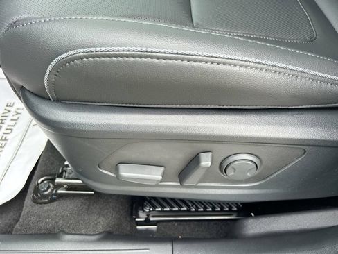 New 2026 Hyundai Tucson Limited FWD image 23