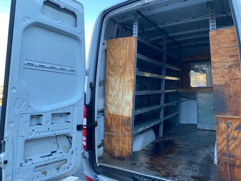 Used 2012 Mercedes-Benz Sprinter 3500 image 17