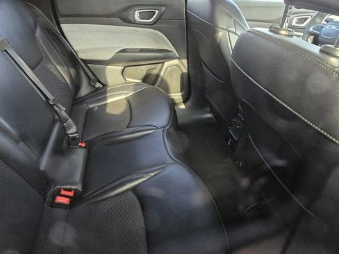 Used 2023 Jeep Compass Latitude w/ Convenience Group image 13