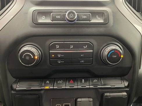 Certified 2021 Chevrolet Silverado 1500 Custom image 6