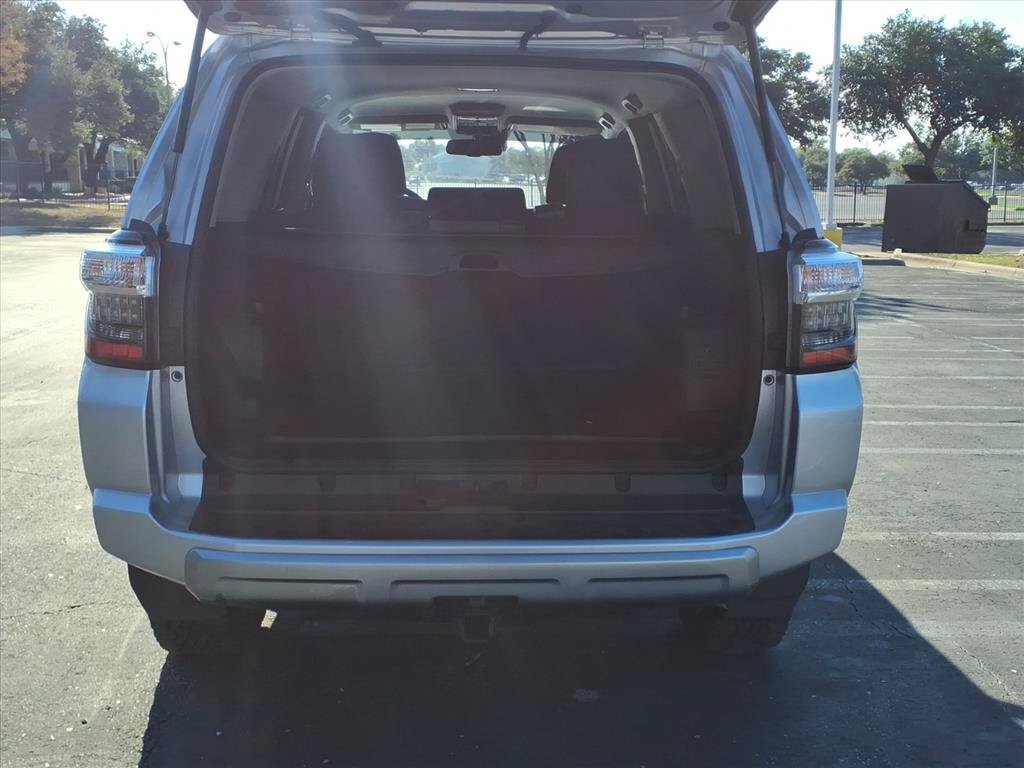 Used 2023 Toyota 4Runner TRD Off-Road AWD/4WD image 16