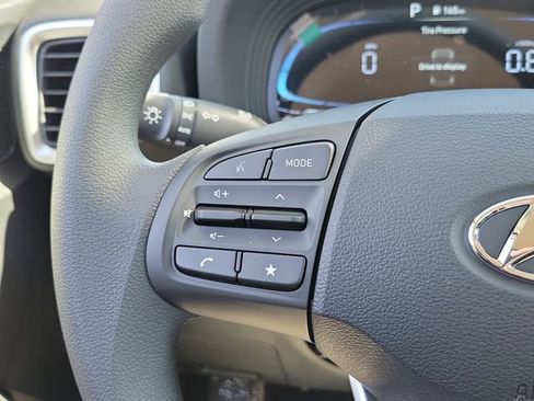 New 2026 Hyundai Venue SE FWD image 5