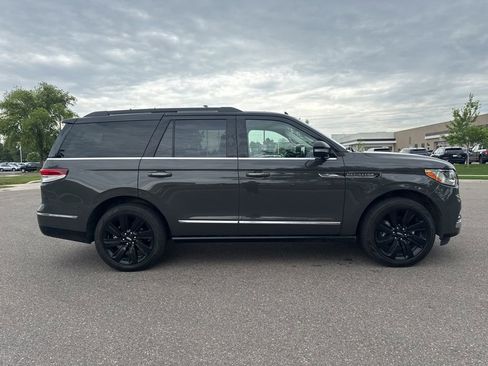 Used 2023 Lincoln Navigator Black Label AWD/4WD image 4
