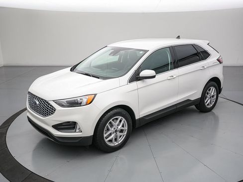Certified 2024 Ford Edge SEL w/ Convenience Package AWD/4WD image 8