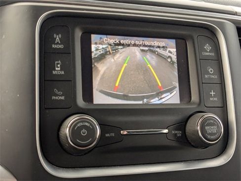 Used 2024 RAM 1500 Classic SLT image 20