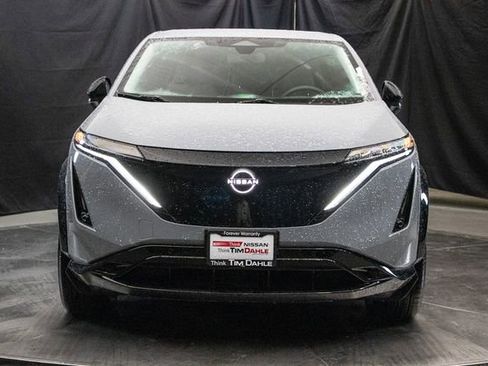 Used 2025 Nissan Ariya AWD image 5