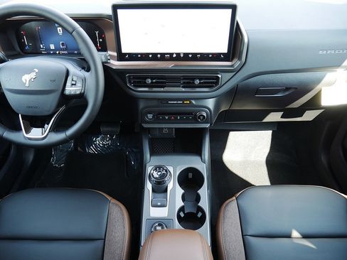 New 2026 Ford Bronco Sport Outer Banks w/ Outer Banks Tech Package+ AWD/4WD image 19