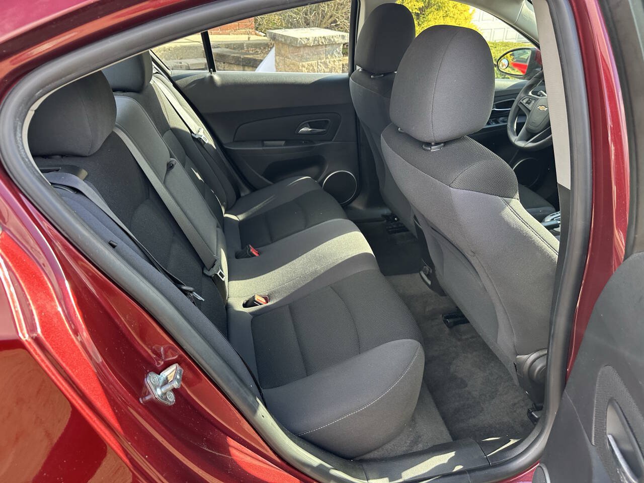 Used 2015 Chevrolet Cruze LT w/ Sun And Sound Package FWD image 23