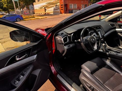 Used 2017 Nissan Maxima 3.5 SV FWD image 7