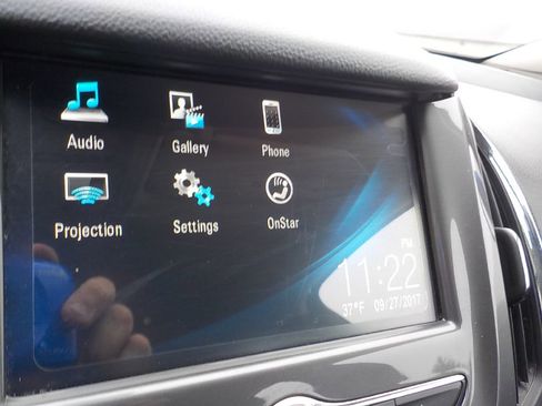 Used 2018 Chevrolet Cruze LT image 15