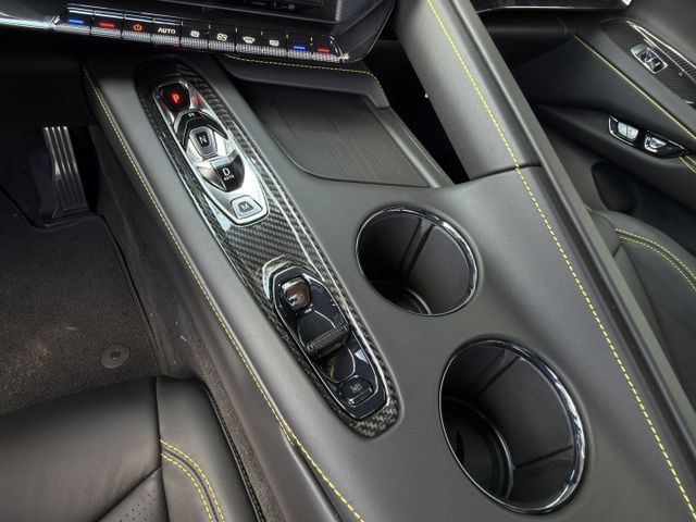 New 2026 Chevrolet Corvette Stingray Premium Conv w/ Stealth Interior Trim Package RWD image 15
