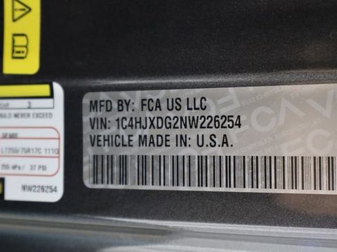 Used 2022 Jeep Wrangler Unlimited Sport AWD/4WD image 37