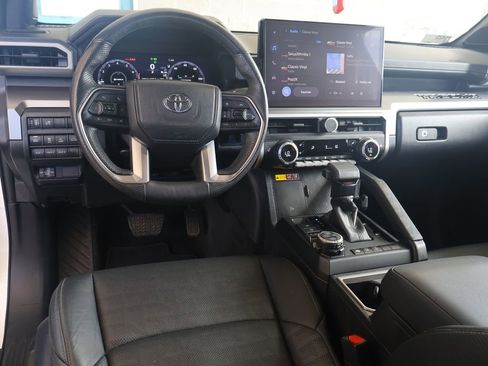 Used 2024 Toyota Tacoma TRD Off-Road w/ TRD Off Road Premium Package image 23