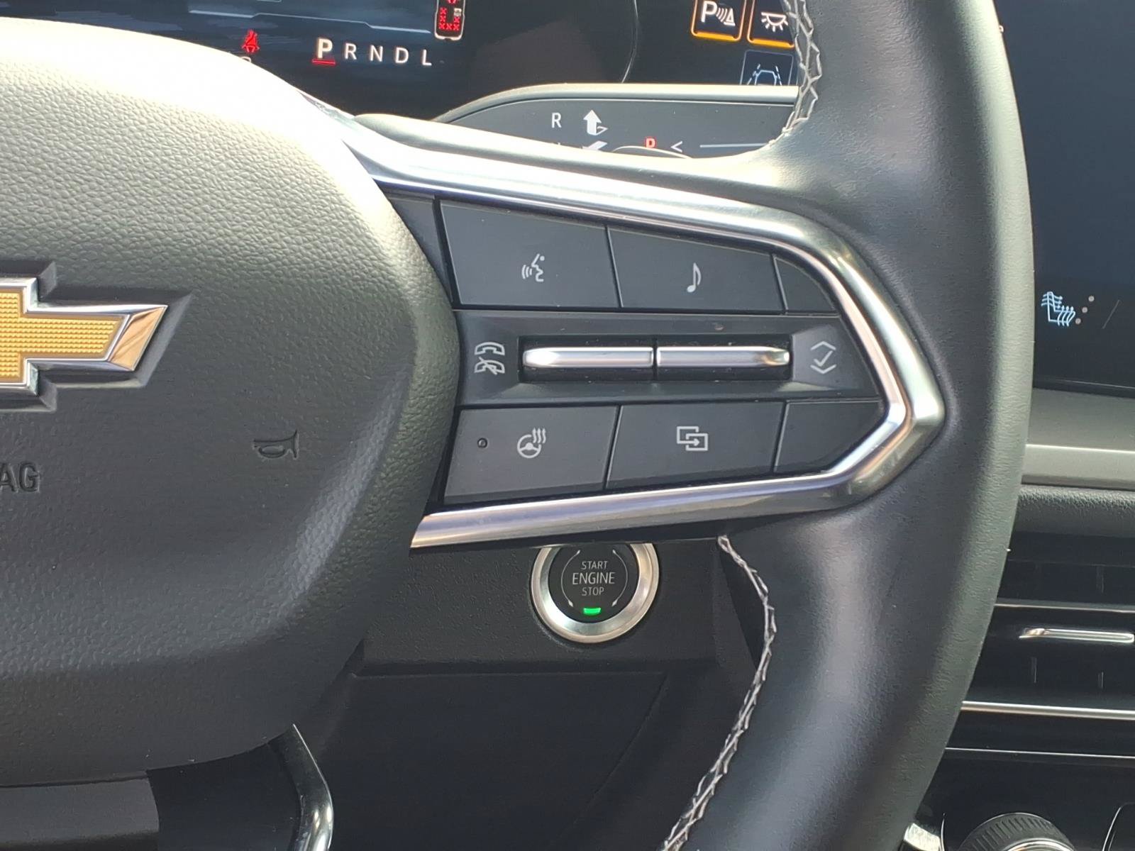 Used 2024 Chevrolet Traverse LT w/ LPO, Floor Liner Package FWD image 16