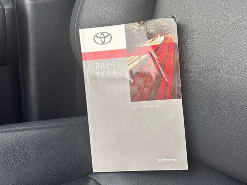 Used 2018 Toyota RAV4 SE w/ Power Extra Value Package AWD/4WD image 41