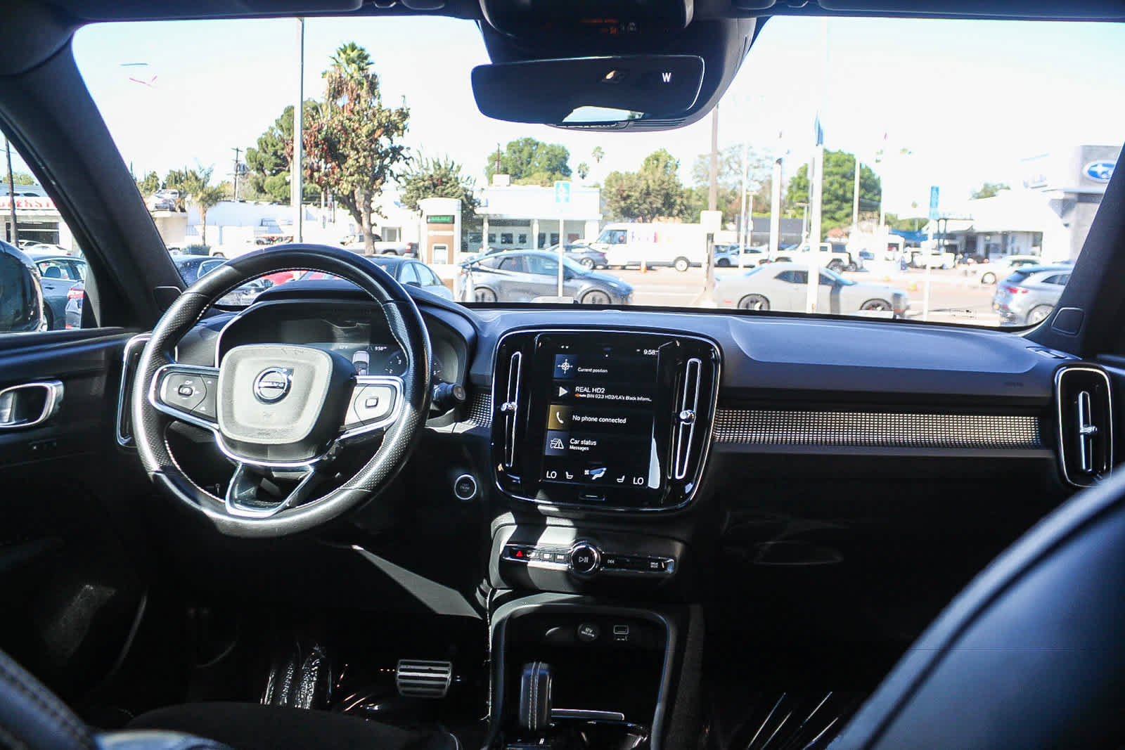 Used 2021 Volvo XC40 T5 R-Design AWD/4WD image 16
