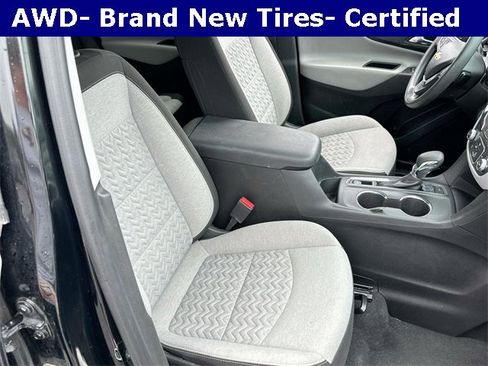 Used 2023 Chevrolet Equinox LT image 25