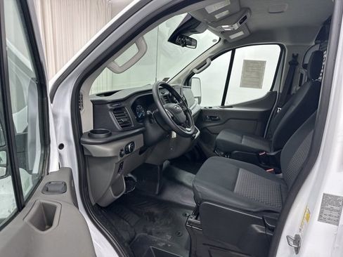 Used 2024 Ford Transit 250 Low Roof w/ Exterior Upgrade Package image 10