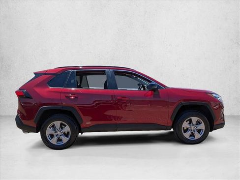 Used 2024 Toyota RAV4 LE AWD/4WD image 4