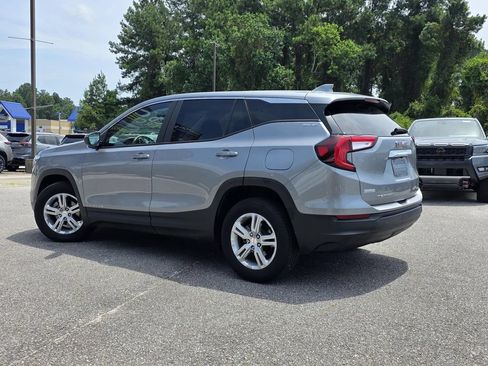 Used 2024 GMC Terrain SLE AWD/4WD image 5
