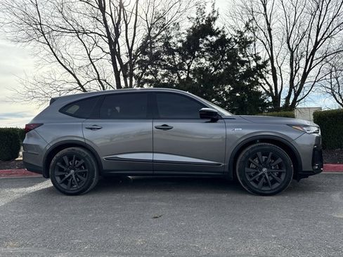Used 2025 Acura MDX A-Spec image 2