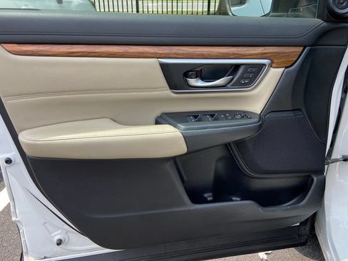 Used 2020 Honda CR-V Touring image 23