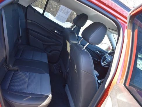Certified 2024 Chevrolet Trax LT w/ Driver Confidence Package image 13