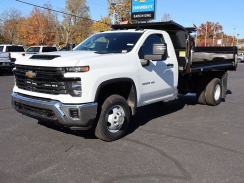New 2025 Chevrolet Silverado 3500 W/T w/ WT Convenience Package image 28