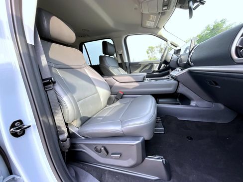 New 2027 Ford Expedition Max Active AWD/4WD image 19