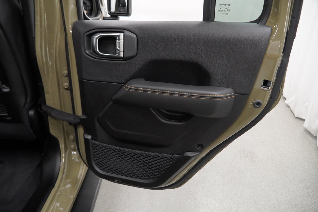 Certified 2025 Jeep Wrangler Unlimited Rubicon 392 AWD/4WD image 44
