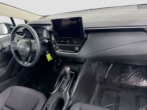 Certified 2025 Toyota Corolla LE image 26