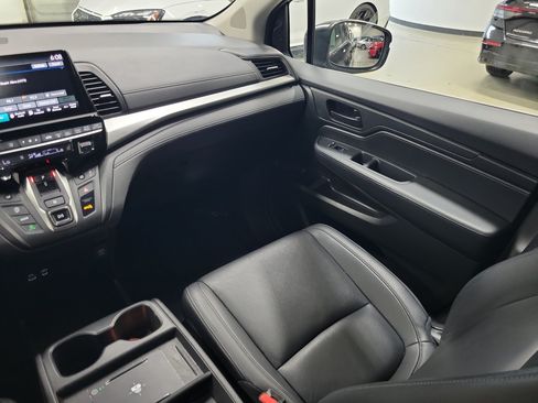 Used 2025 Honda Odyssey EX-L image 19