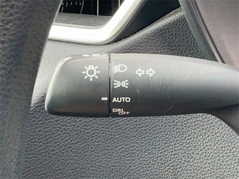 Used 2024 Toyota Corolla LE image 25