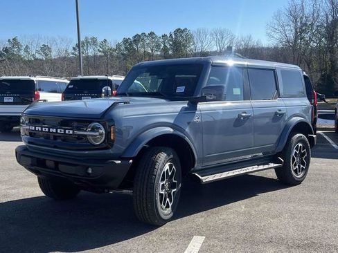 New 2025 Ford Bronco Outer Banks AWD/4WD image 7