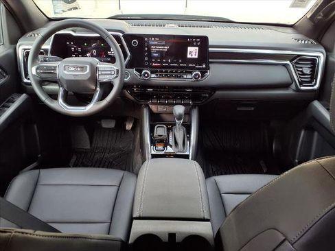 New 2026 GMC Canyon Elevation w/ Convenience Package image 4