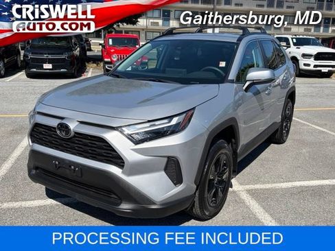 Used 2025 Toyota RAV4 XLE AWD/4WD image 1