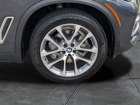 Used 2019 BMW X5 xDrive40i w/ Premium Package 2 image 34