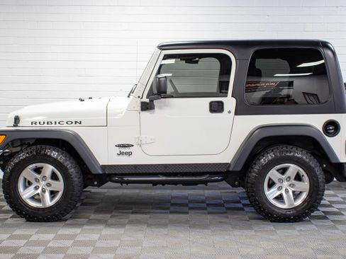 Used 2004 Jeep Wrangler Rubicon w/ Dual Top Group AWD/4WD image 6