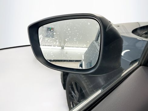 Used 2025 MAZDA CX-5 Carbon Edition image 16