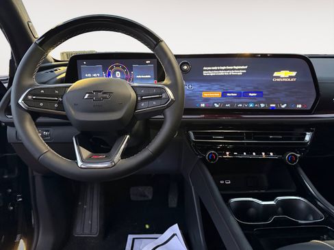 New 2026 Chevrolet Traverse Z71 w/ Enhanced Driving Package image 10