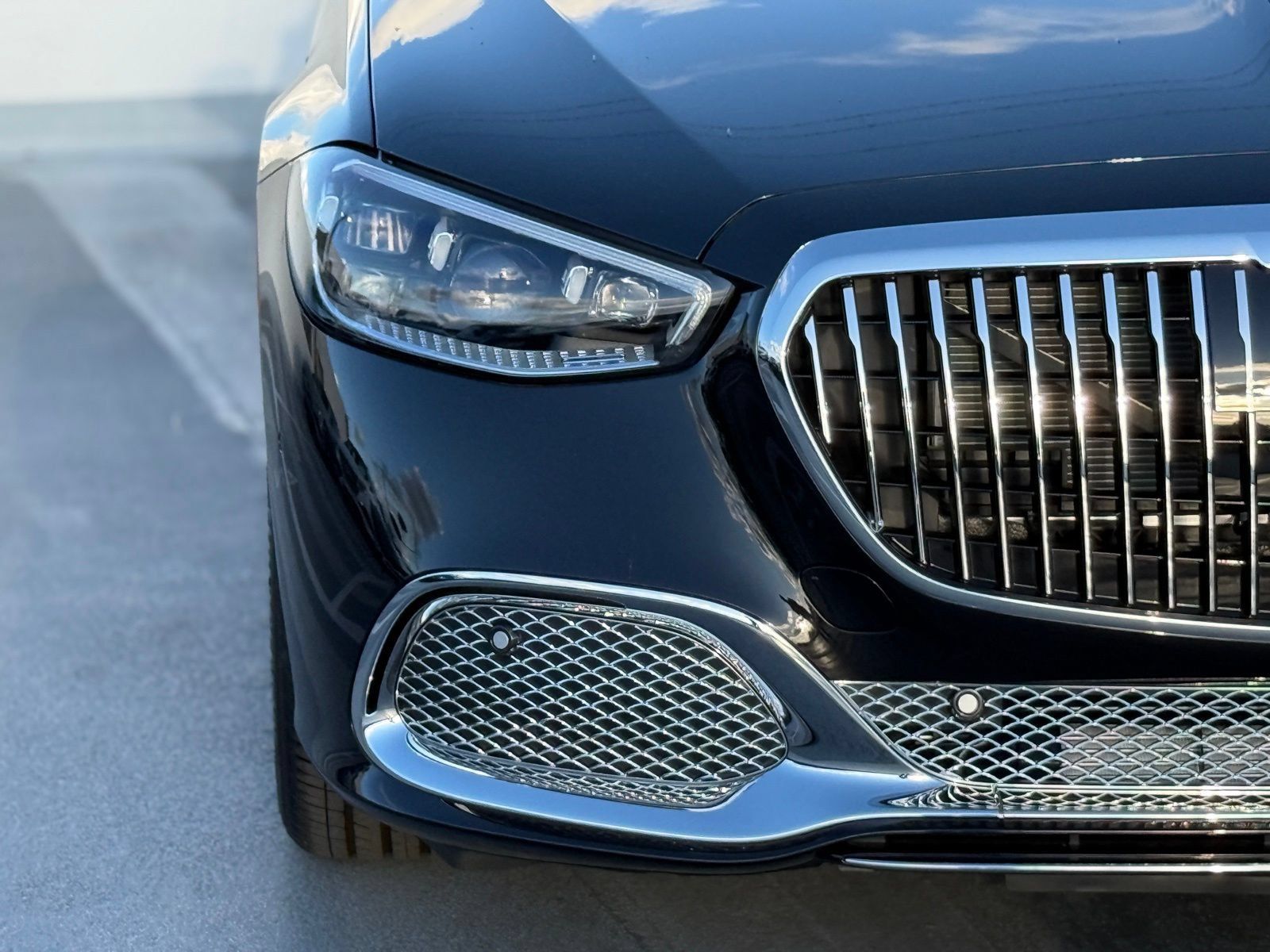 New 2026 Mercedes-Benz Maybach S 680 4MATIC image 6