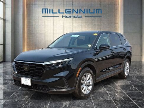 Certified 2023 Honda CR-V EX image 1