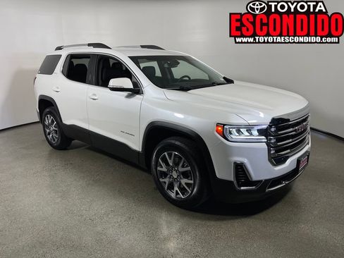 Used 2023 GMC Acadia SLT FWD image 1