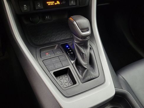 Certified 2019 Toyota RAV4 XLE Premium w/ Cold Weather Package image 19