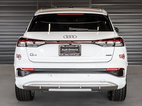 Used 2023 Audi Q4 e-tron Premium Plus AWD/4WD image 15