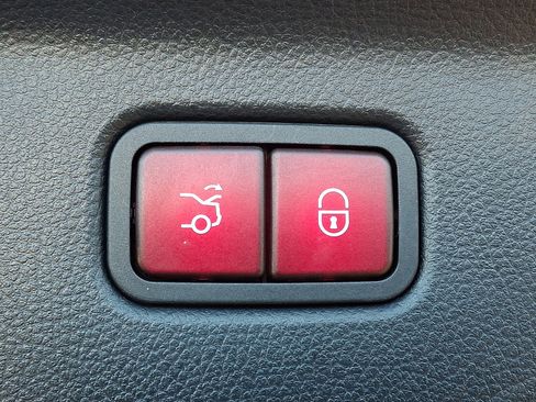 Certified 2022 Mercedes-Benz S 500 4MATIC image 31