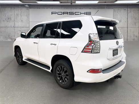 Used 2020 Lexus GX 460 Premium w/ Premium Package AWD/4WD image 3
