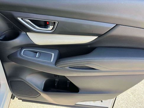 Used 2020 Subaru Ascent Limited w/ Popular Package #2 image 8